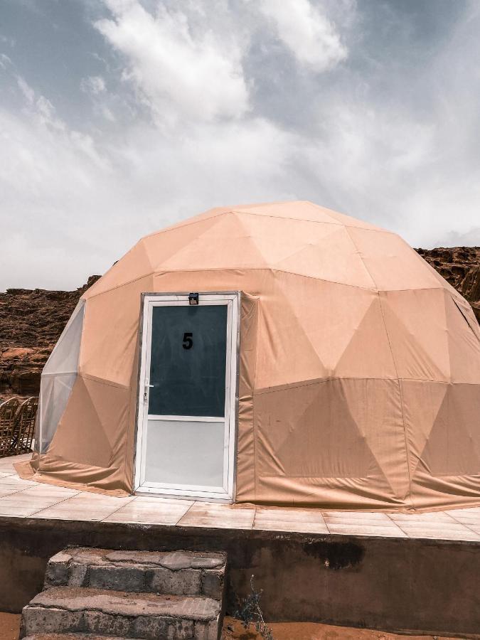 Apartamento Sun Luxury Camp &Tour Wadi Rum Exterior foto